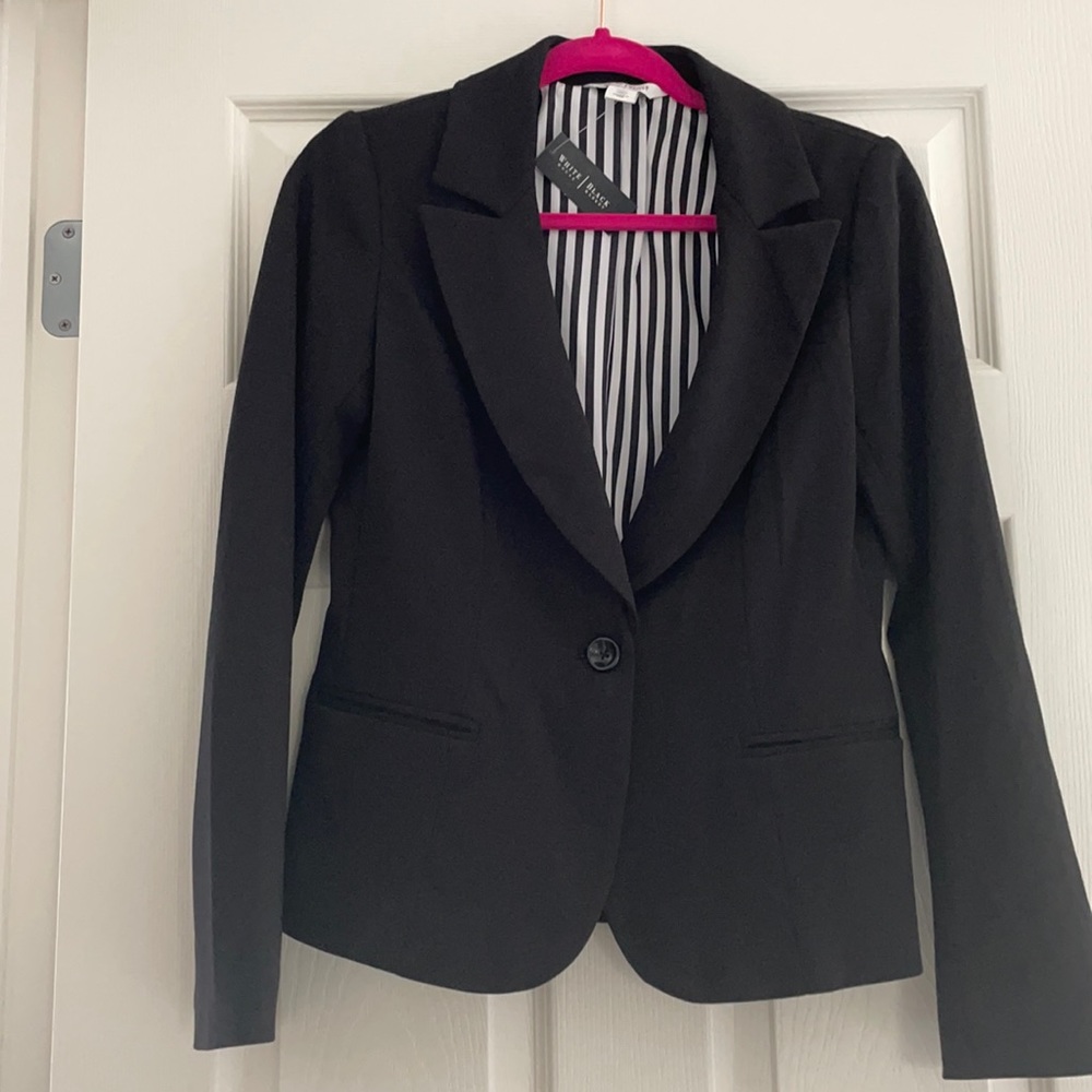 New White House Black Market Blazer